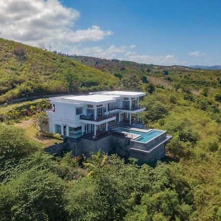 Villa Nambung Selong Belanak Kültér fotó